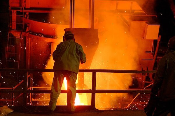 Visuel Ascoval : le gouvernement abandonne des centaines de familles, une industrie et un territoire